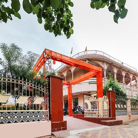 Spot On 60838 Shri Giriraj Dham Hotell Govardhan Exteriör bild