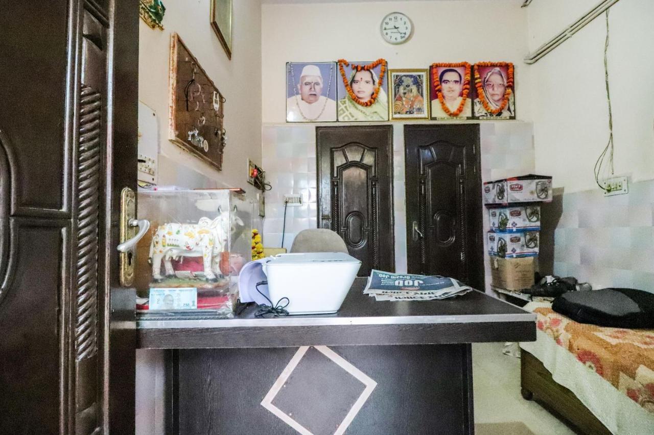 Spot On 60838 Shri Giriraj Dham Hotell Govardhan Exteriör bild